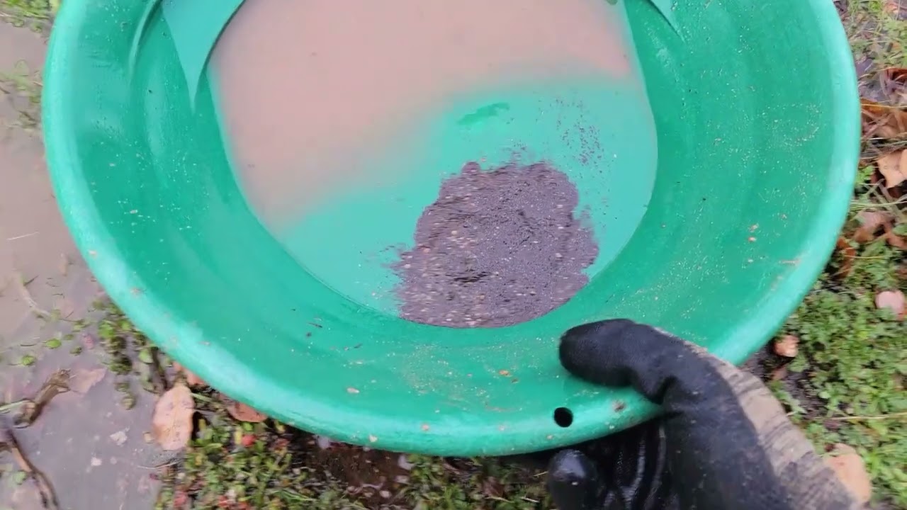 Gold Prospecting California, Kern River, Testing a new area