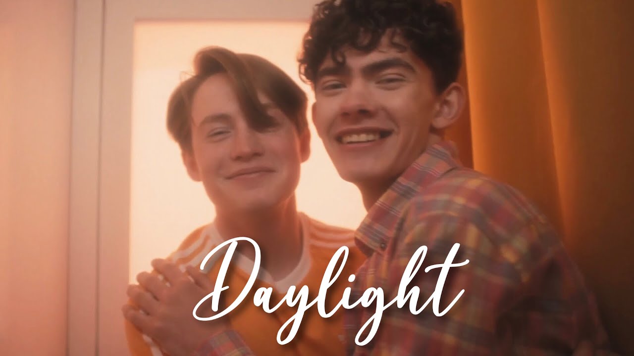 Nick & Charlie | Daylight