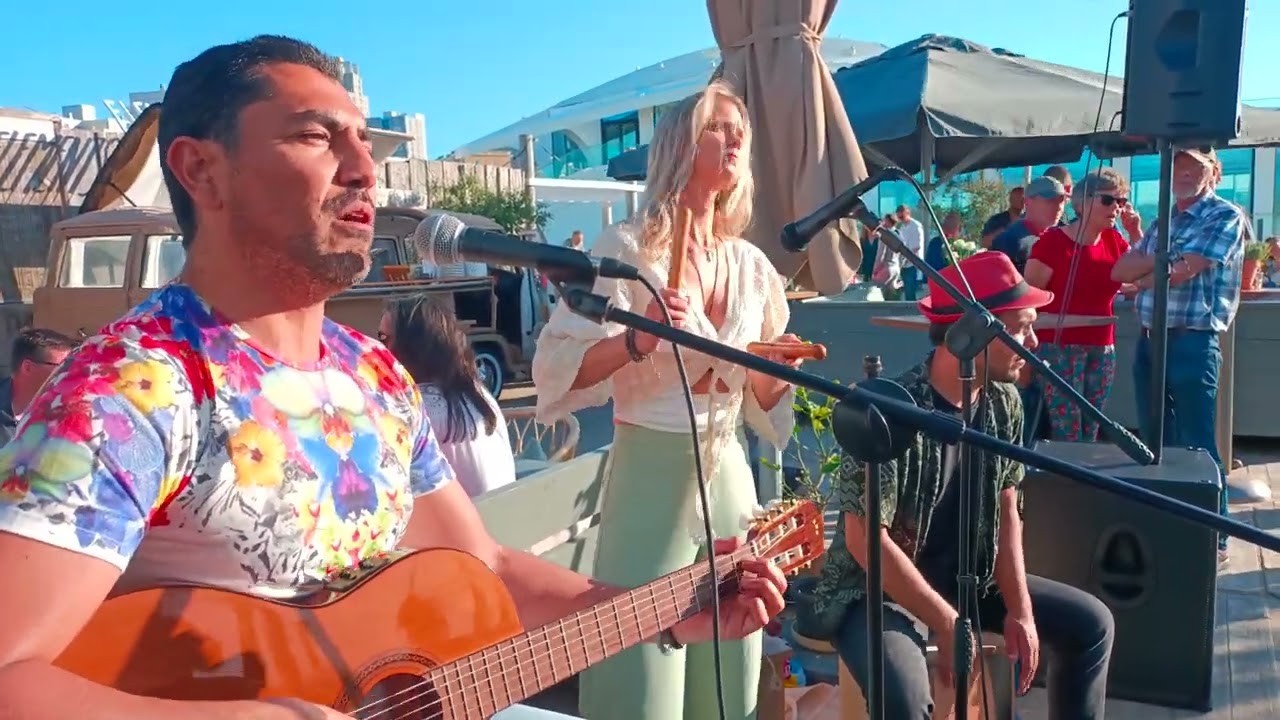 Regresa - Abramusik desde la playa de Scheveningen, La Haya  Holanda.