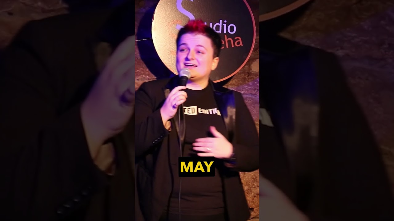 Martina Ip&scaron;a - STAND up comedy - Smoking #comedy #standup #standupcomedy