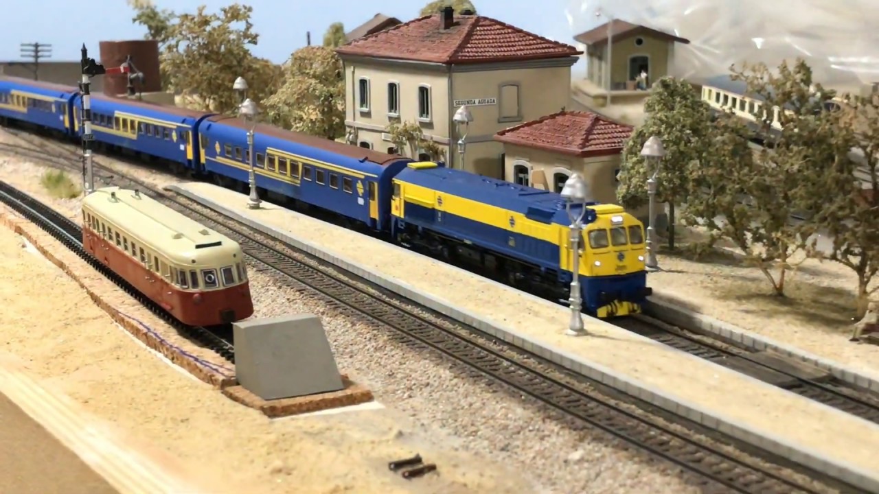 RENFE series 319 with 