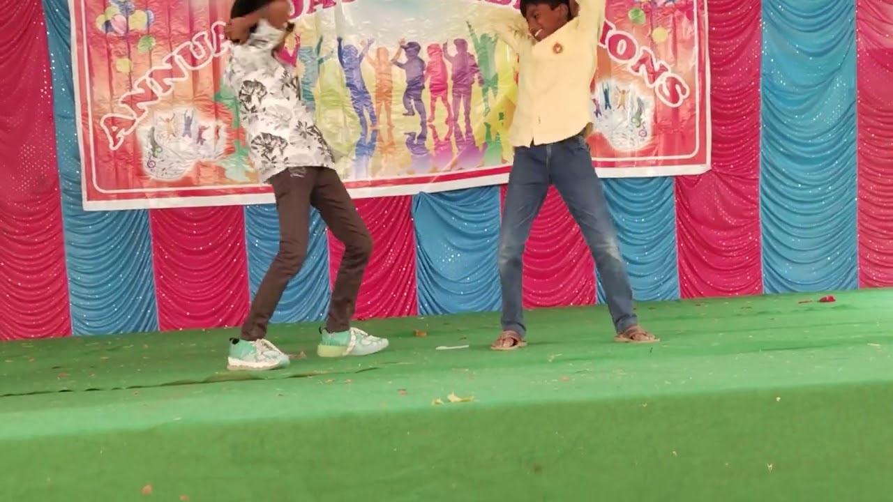 Ismart Shankar song performed 