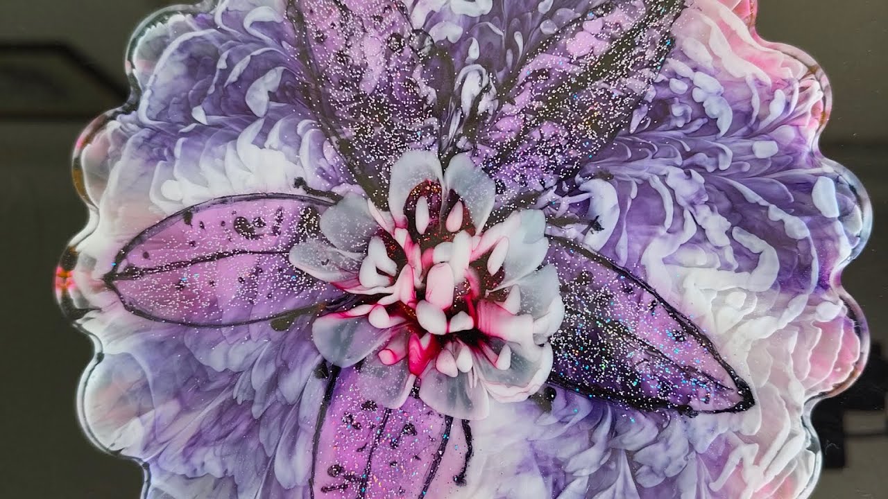 Resin 3D Bloom #diy #resinphotoframe #epoxyresinart #resinart #resin#epoxy #reinbloom#resincrafts 