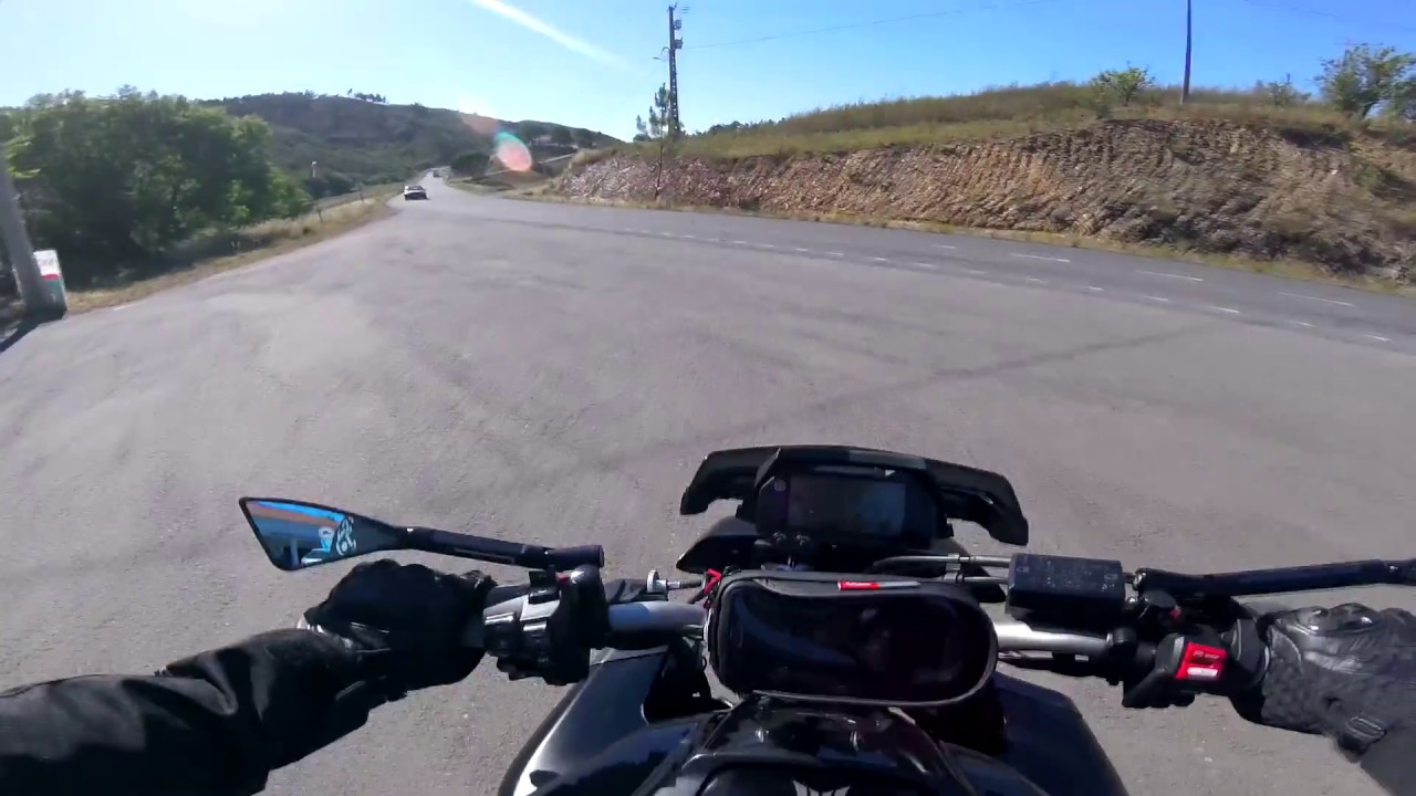 YAMAHA MT10 RIPPING - FULL THROTTLE