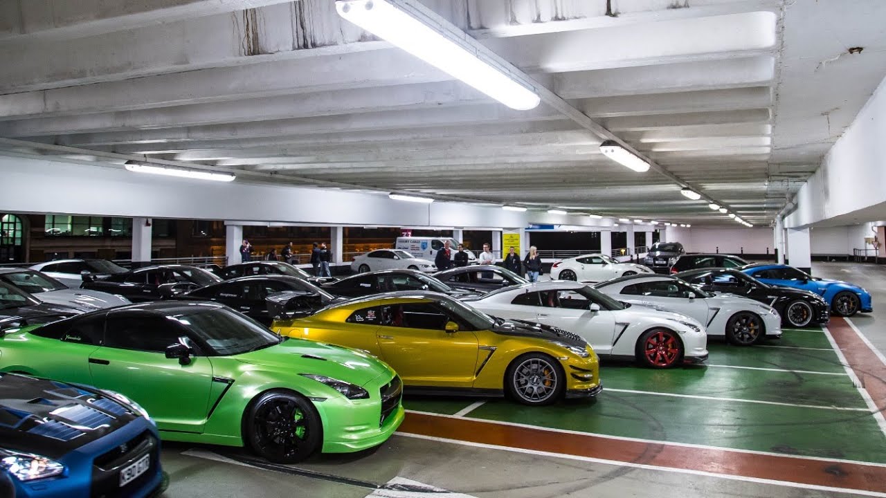 INSANE GTR Meet - Drifts, LOUD accelerations & Revs!
