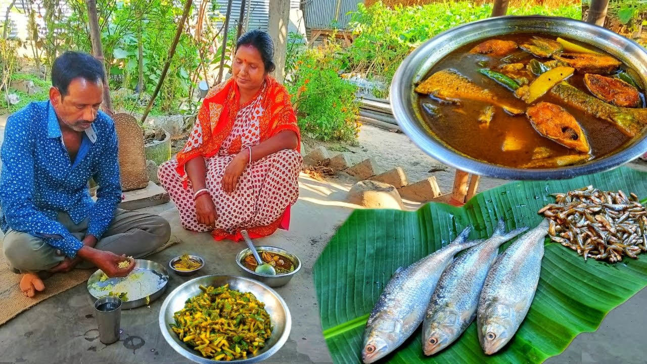 অনেকদিন পর আজ ইলিশ মাছ 😋 রান্না হলো সাথে করলা নদীর মরলা মাছের মাখা চচ্চড়ি🤤 বাবা খেয়ে খুব খুশি ❤️
