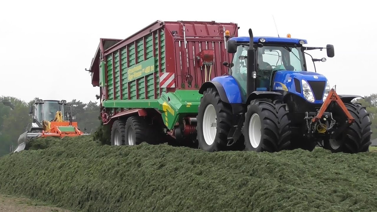 Gras silage with New Holland & Liebherr