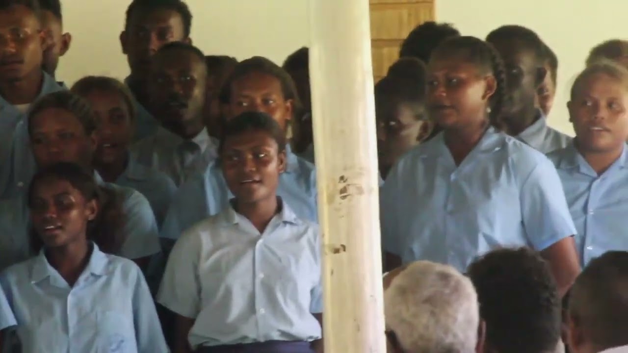 Hovi Seventh Day Adventist secondary school choir @Huali church - Clinic Official Opening program.