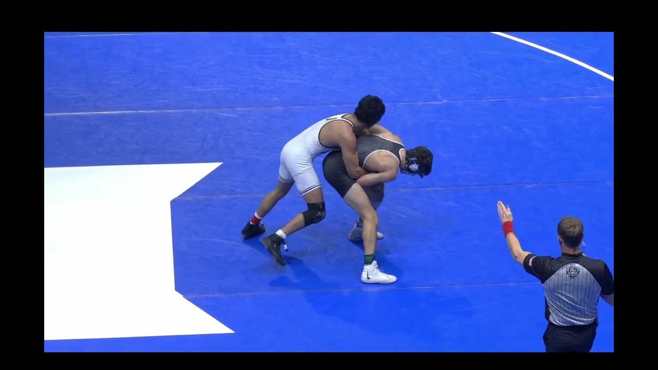 141lbs Aldo Hernandez (App State) vs Raymond Adams (Duke)