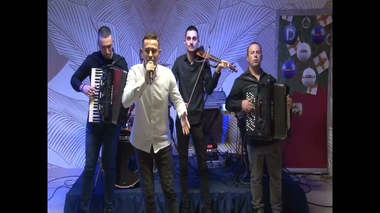 Lazar Laki Gvozdenovic-Jedina moja uzivo
