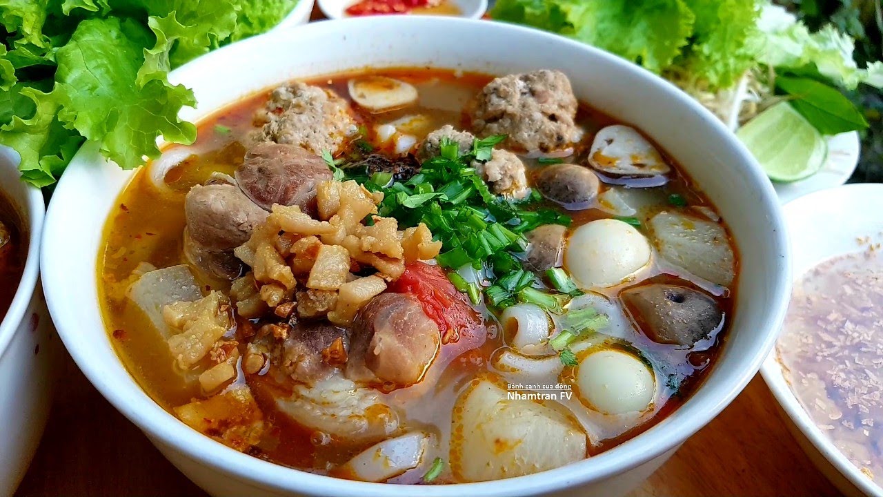 BÁNH CANH CUA ĐỒNG, Bánh canh riêu cua thơm ngọt tự nhiên lạ vị tuyệt ngon |Nhamtran FV