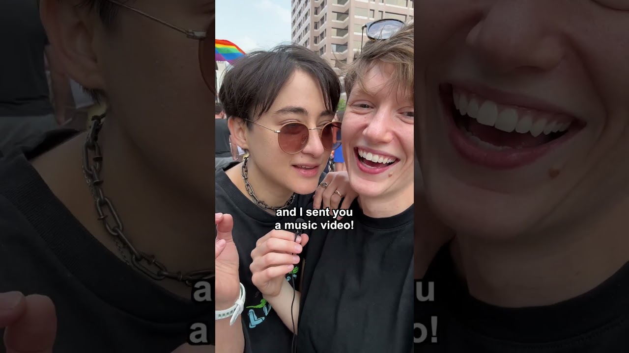 🏳️&zwj;🌈spotkanie os&oacute;b niebinarnych na paradzie r&oacute;wności @plannedparenthood #szorty #lgbtq Obserwuj m...