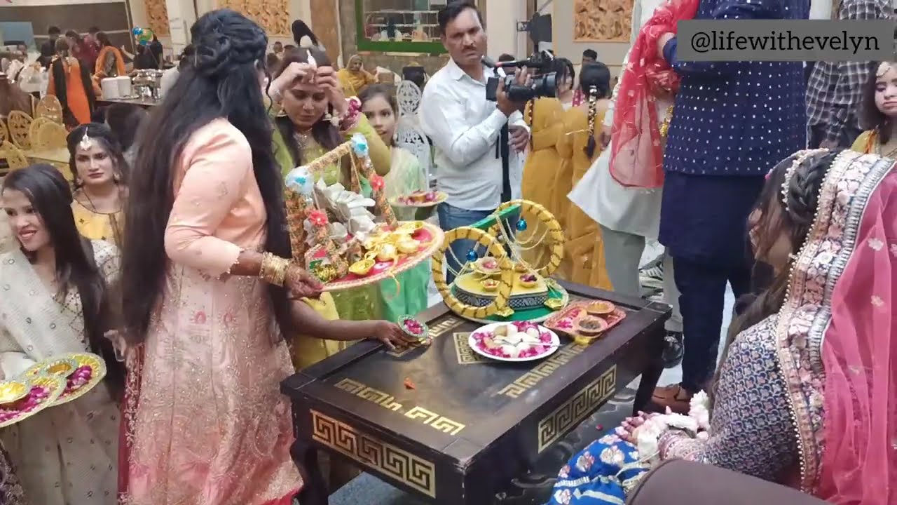 Neetu Maso ki Mehndi | Life with Evelyn