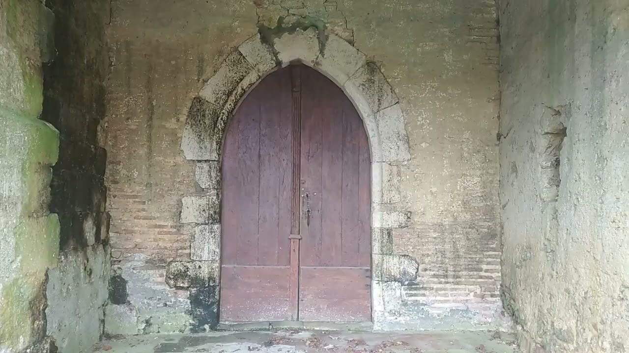 Cazaubon,  les quatre églises de quartiers (Gers)