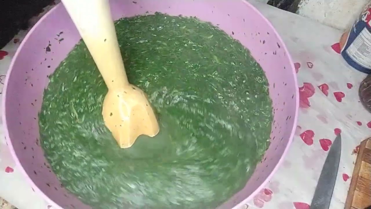 #اسهل طريقه لتخريط الملوخيه 