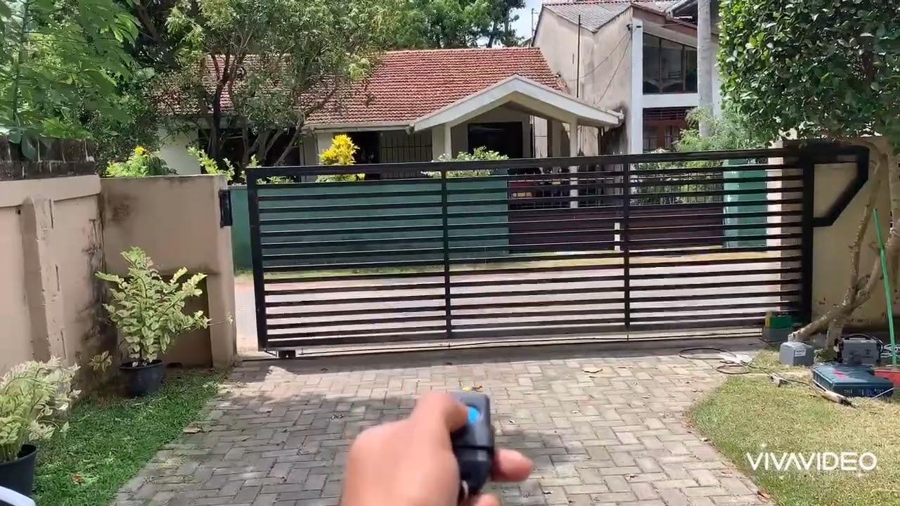 SLIDING AUTOGATE INSTALLATION AT KADANA (SRI LANKA)