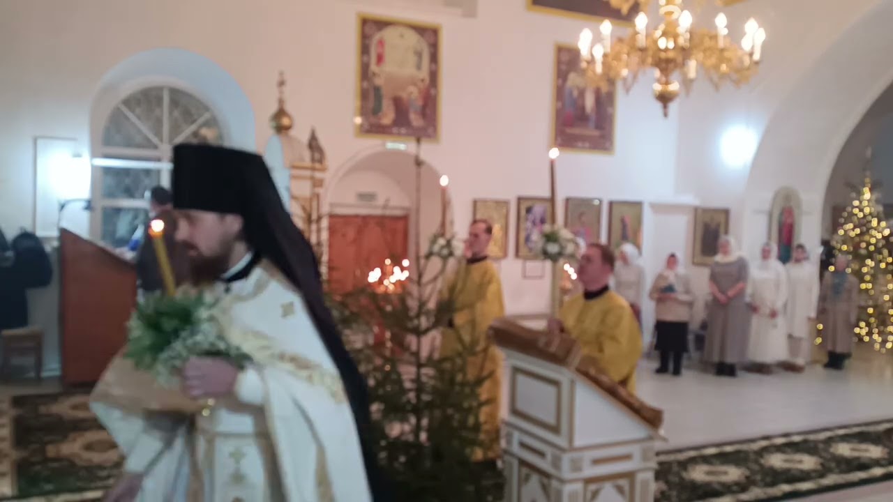 Праздничное ночное богослужение праздника Рождества Христова 