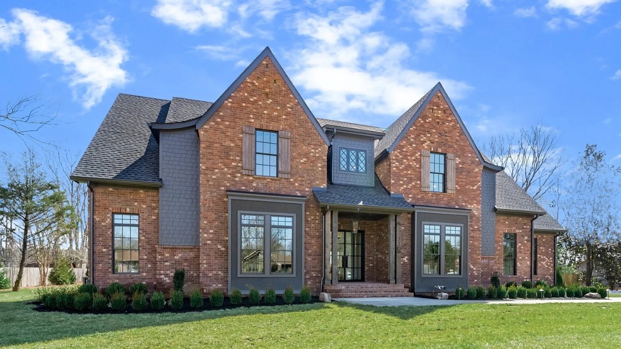 Inside $3,300,000 Tennessee Home With Gorgeous Kitchen and Pantries