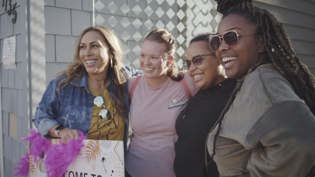The Importance of COMMUNITY | IRL Retreat with Janelle Copeland