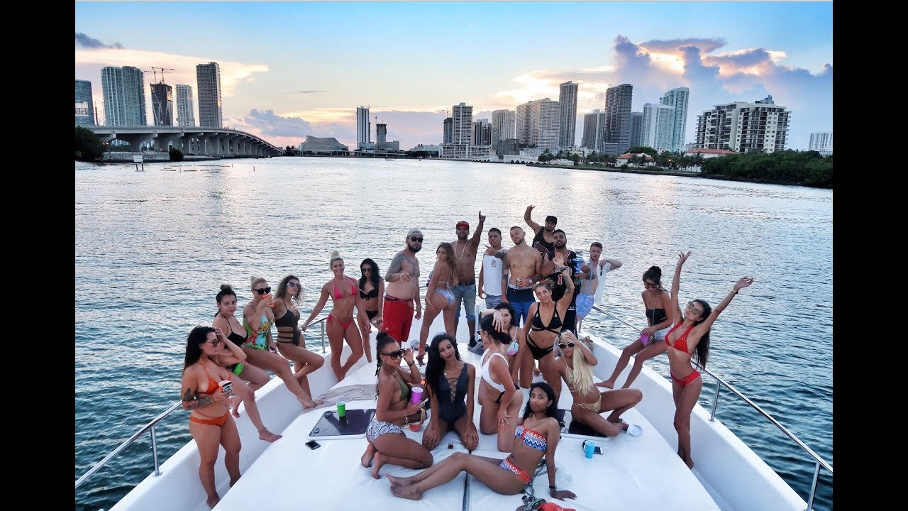 FOREX YACHT PARTY