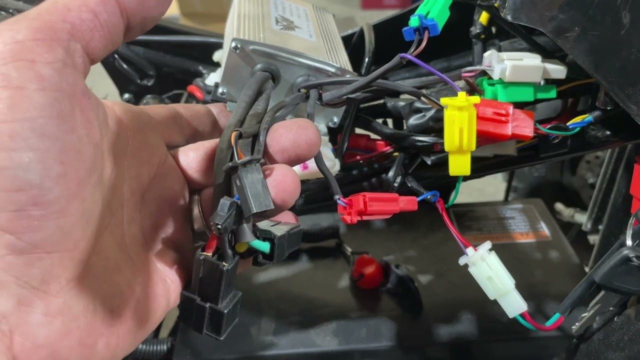 How to Change the Controller on the 1000w E-racer Electric ATV | Venom Motorsports