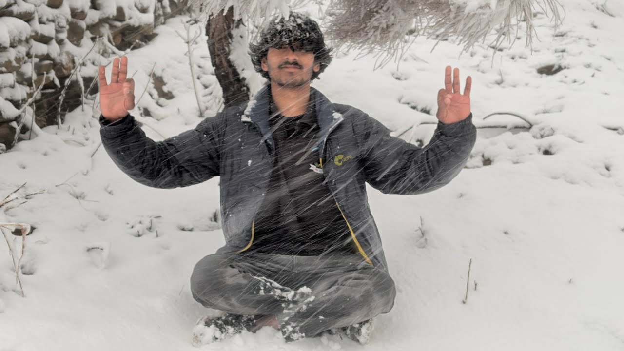 🏡 गांव में गिरी बर्फ बच्चे बूढ़े सब खुश ❄️🌨️ #Snowfall2026#uttrakandi 