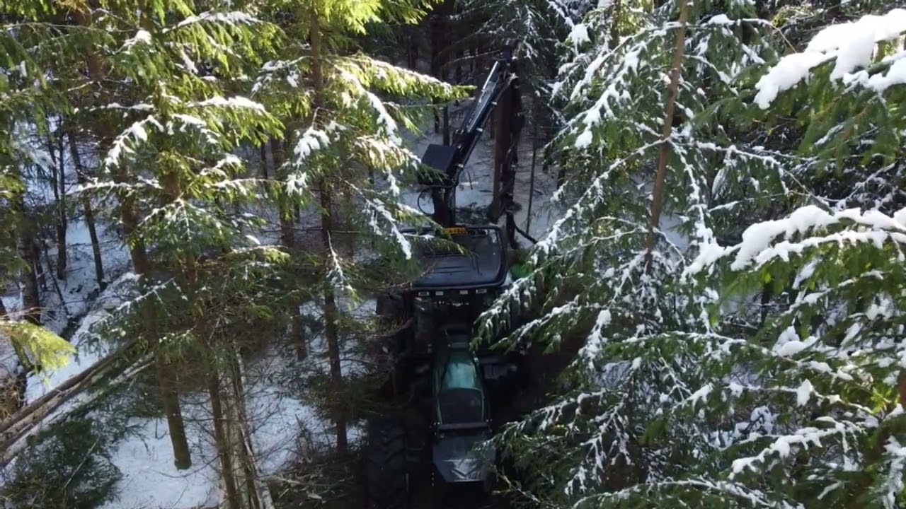 Valtra N113, Kronos+Keto forst and JD6310 Palms