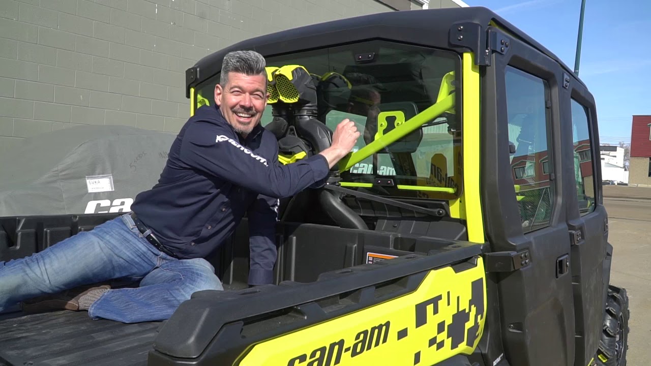 Can Am Defender X mr Max Cab