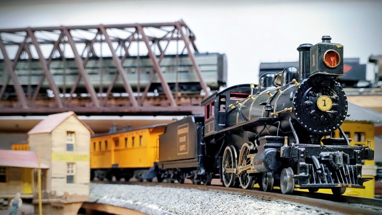 Паровоз Minneapolis & St Louis American Steam Engine и вагоны William Crooke в масштабе O, Манхэт...