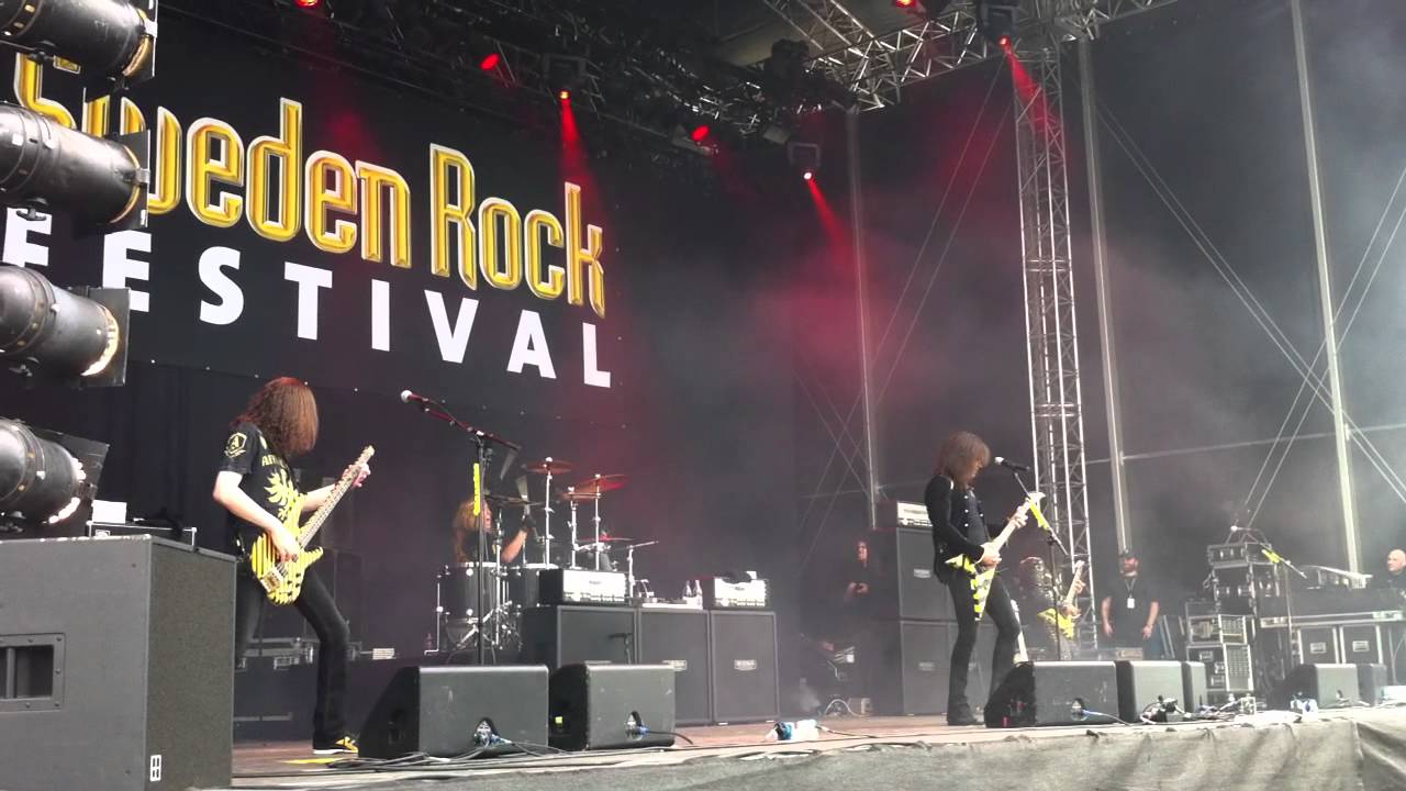 Stryper-The Rock That Makes Me Roll-Live Sweden Rock