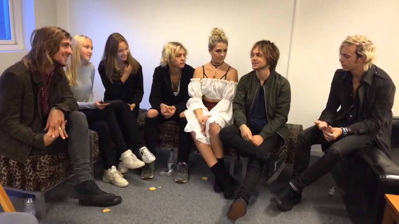 INTERVIEW WITH AMAZING R5 (Bella&Filippa)