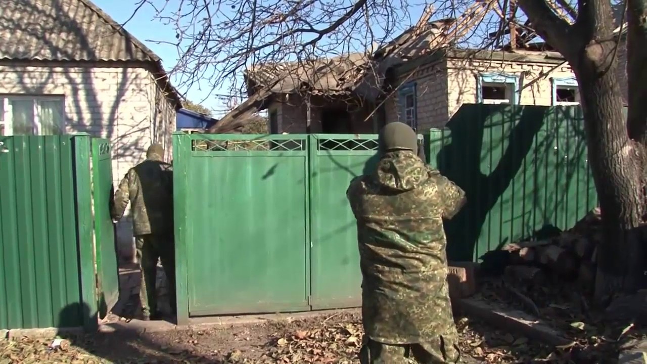 Последствия обстрелов пророссийскими боевиками Попасной 26102016 ч.1