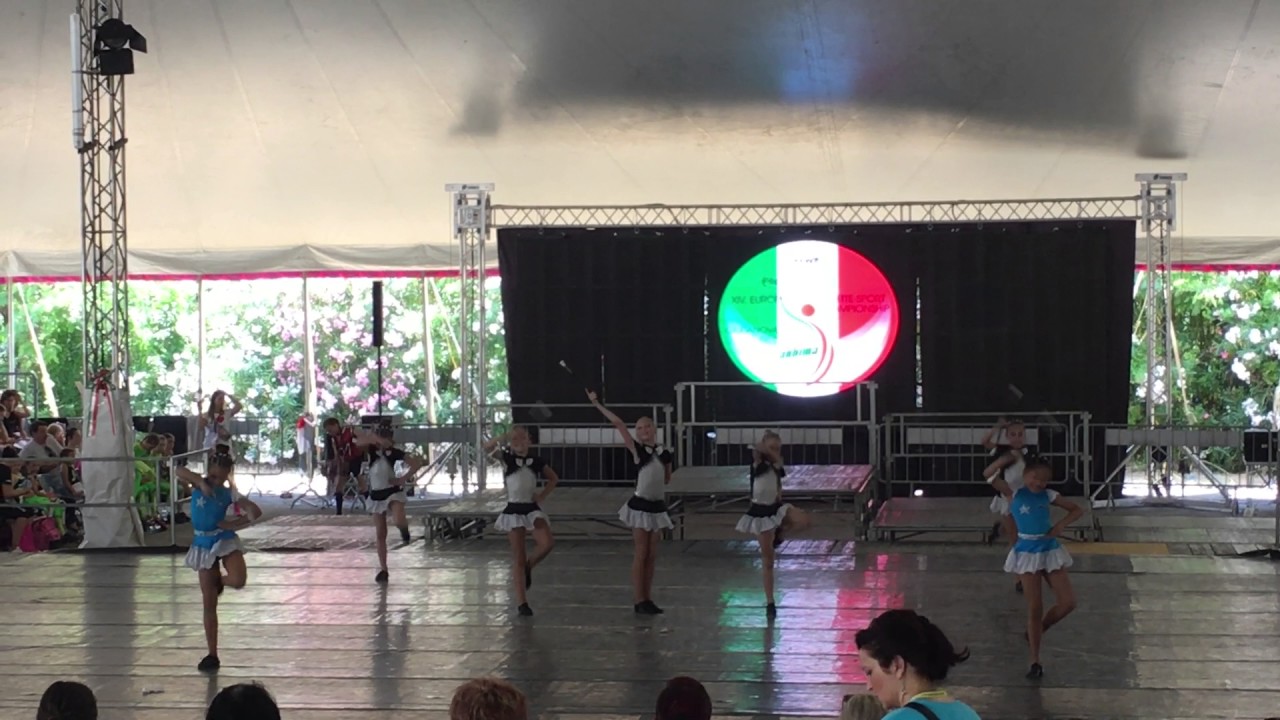 TOM Krokodýl Ostrava - sedmice baton kadetky 2017