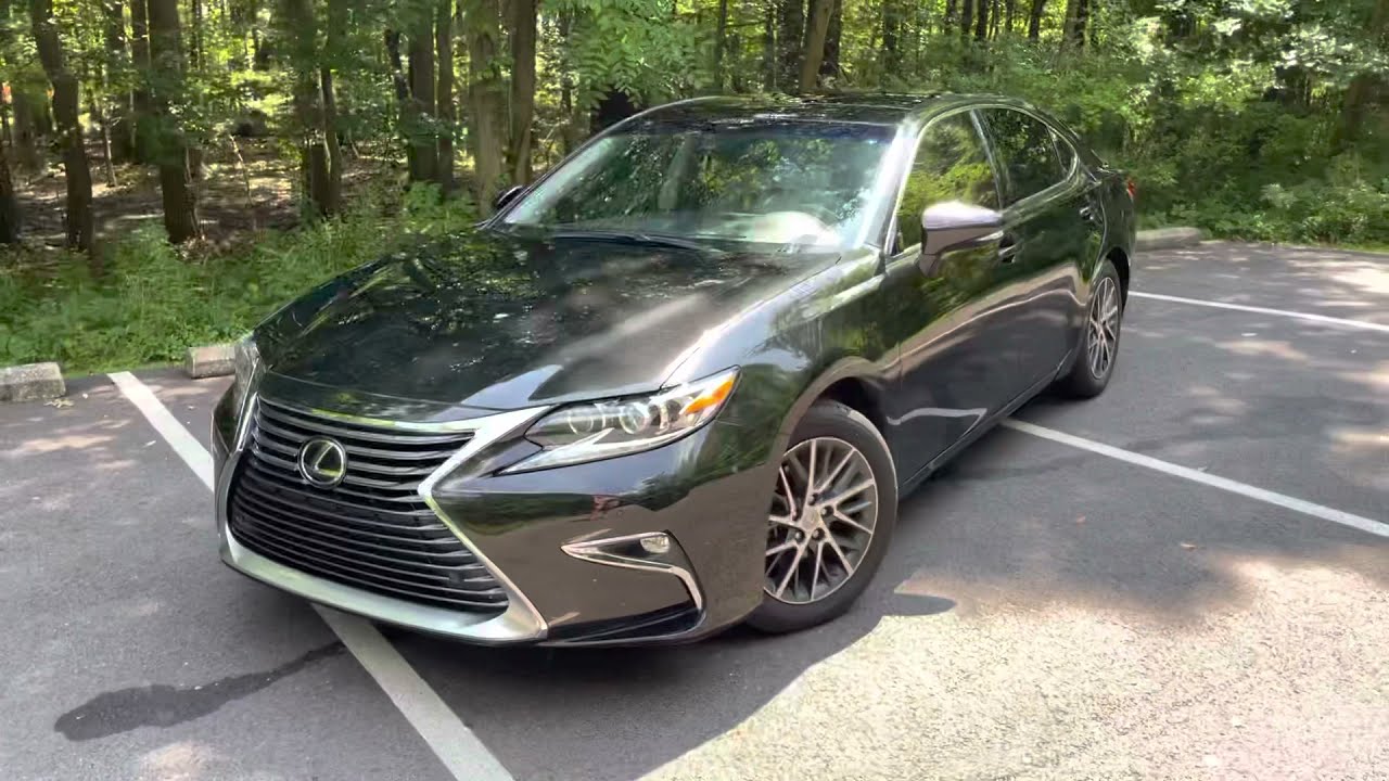 This 2017 Lexus ES 350 is The Ultimate Ride to The Country Club (Review & Test Drive)