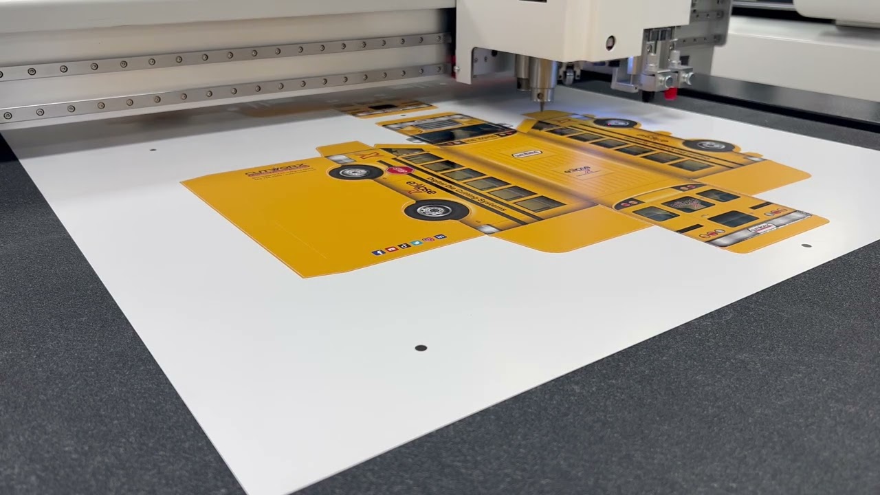 Eclipse 1209 Gen 1 Cutting Cardstock School Bus Display | Digital Die Cutter Application