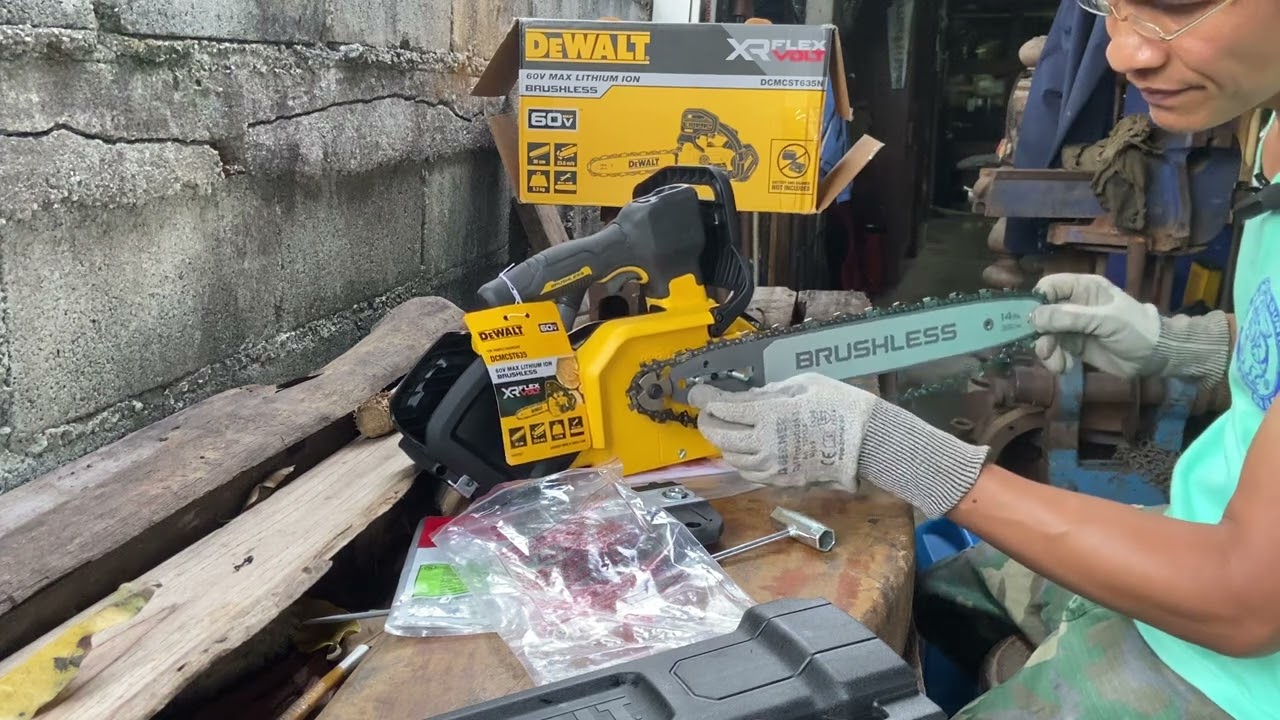 เลื่อยไร้สาย Dewalt 635