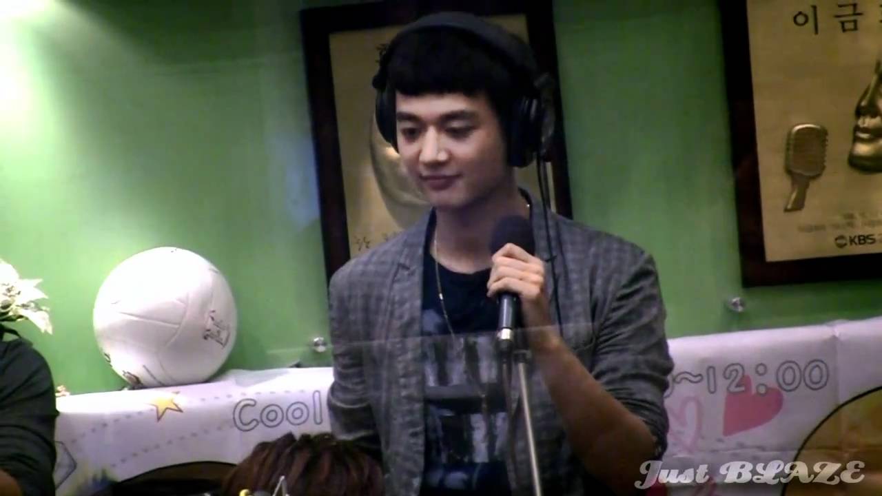 101025 MINHO HELLO Live(SJ Kiss The Radio)