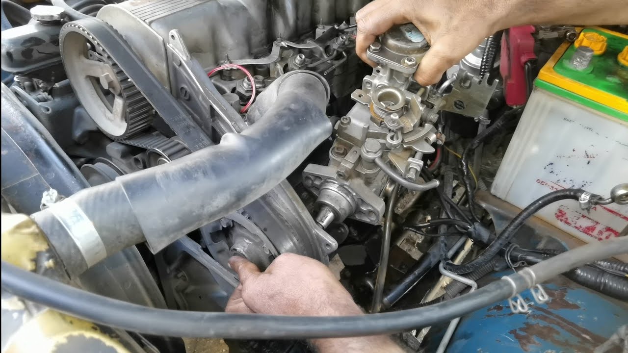 Mitsubishi pajero 4d56 engine fuel pump remove and installed