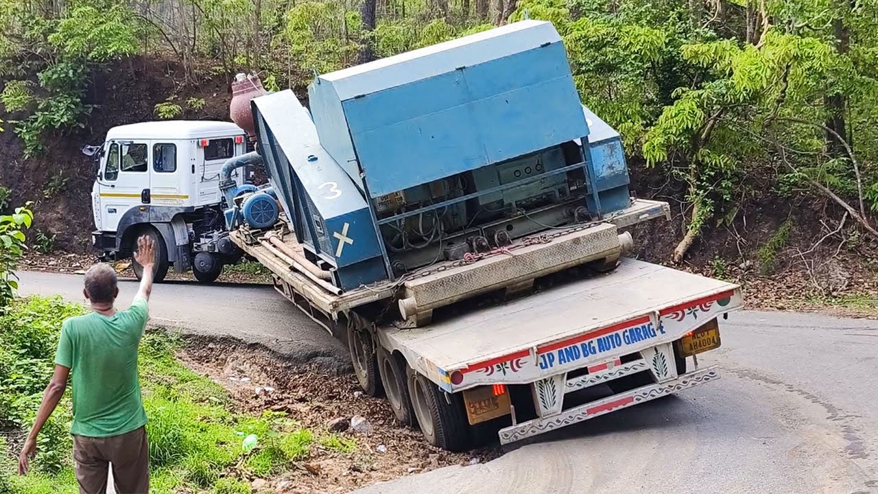 Heavy Loaded Tata Long Trailer Truck Carrying ONGC Rig 80 Tons Unable to Pull up at Hairpin Bend