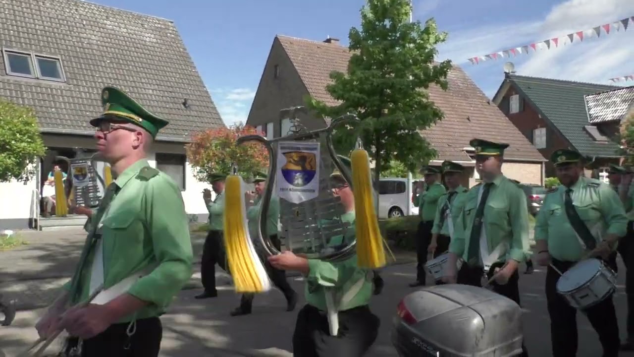 Brauchtum & Tradition nach Corona 2022 Schützenfest Königshoven 2022  nach der Kröngsmesse 2022