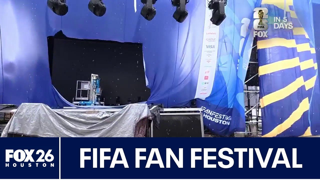 Внутри фан-фестиваля Чемпионата мира по футболу FIFA в Хьюстоне