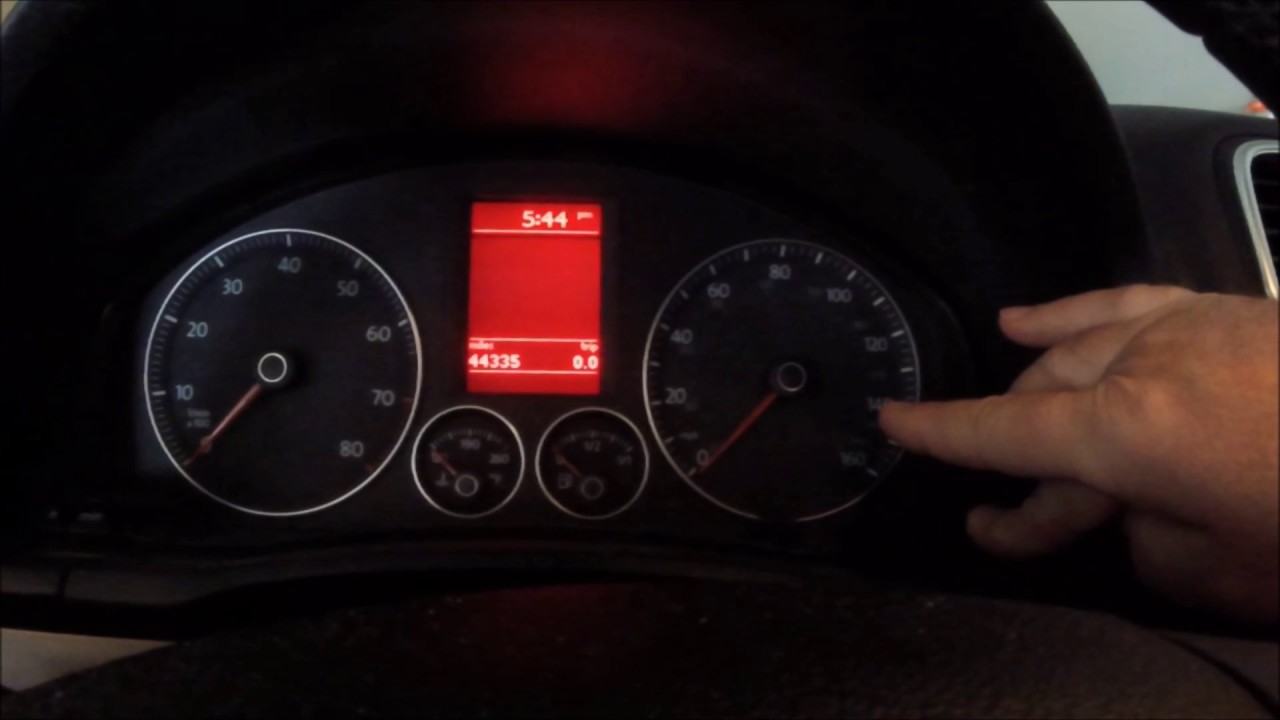 Сброс/очистка индикатора сервисного обслуживания на Volkswagen (VW EOS 2009 г.)