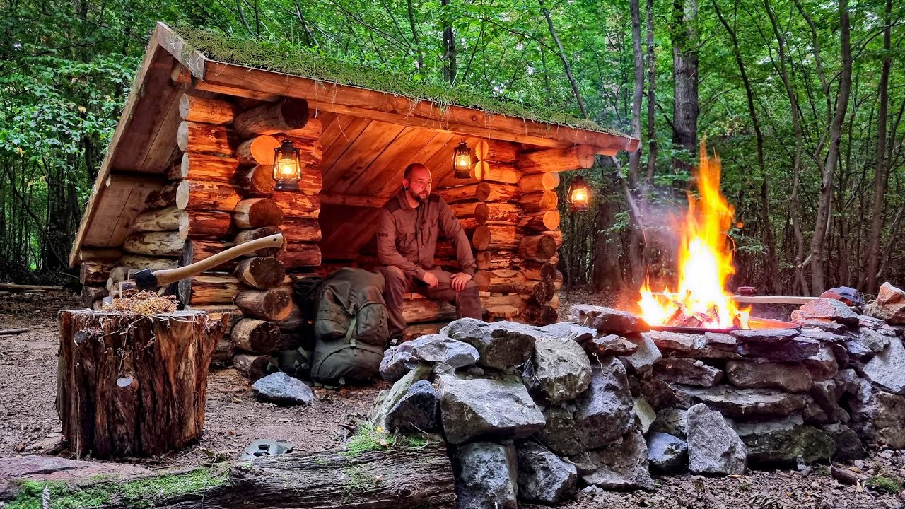 Solo Overnighter in a Bushcraft Shelter