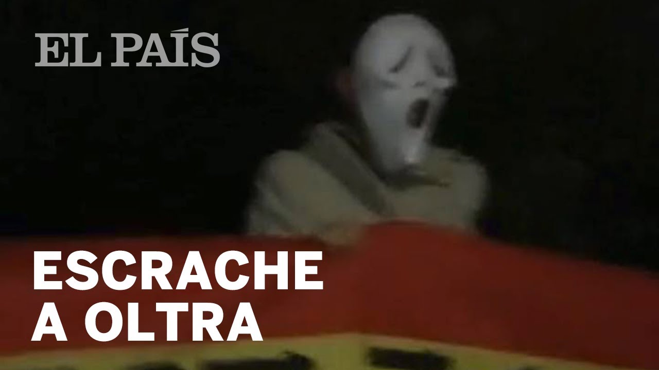 Mónica Oltra sufre el escrache de un grupo de ultras en su casa
