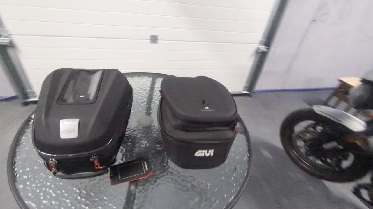 Givi Tanklock ST612B VS Givi XL06 on Triumph Street Triple 765