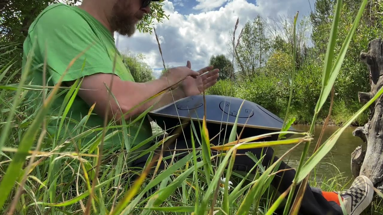 Grass on the Riverbank. Oly (RAV Vast music)