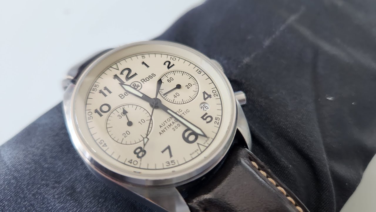 Bell & Ross, Vintage 126 Chronograph
