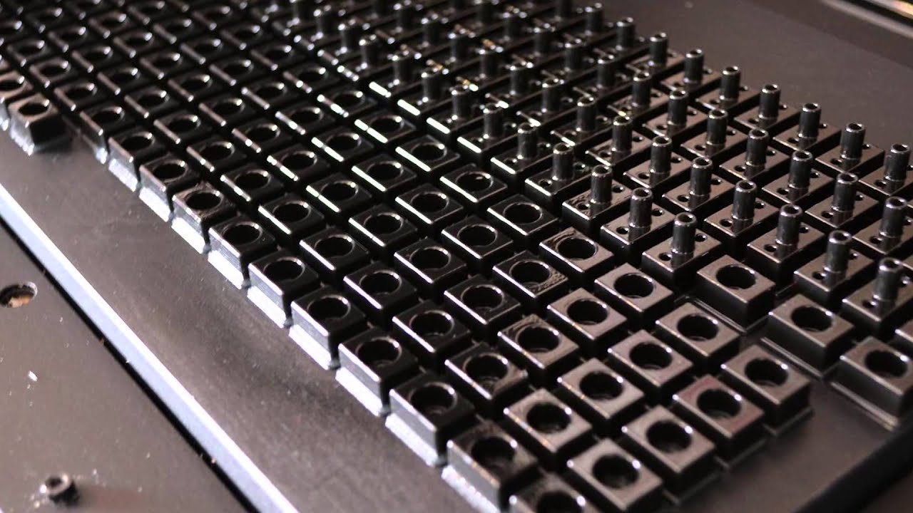 High resolution 3D printing process with Objet
