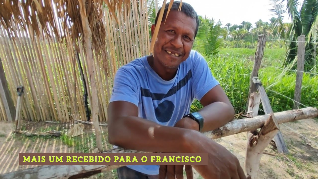 FRANCISCO diz que o poço cacimbão já está pegando água, mais um recebido para ele.