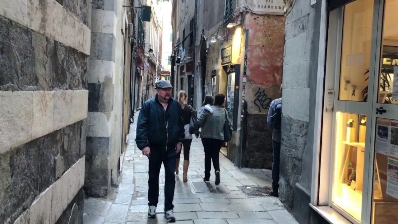 Passeggiata fotografica in via di San Bernardo